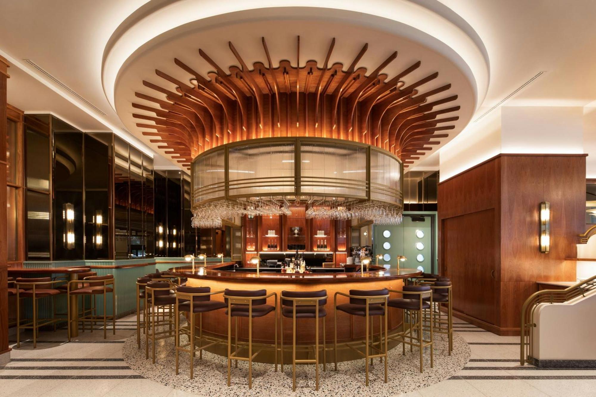 Honeyrose Hotel, Montreal, A Tribute Portfolio Hotel Екстериор снимка The bar at the London Edition