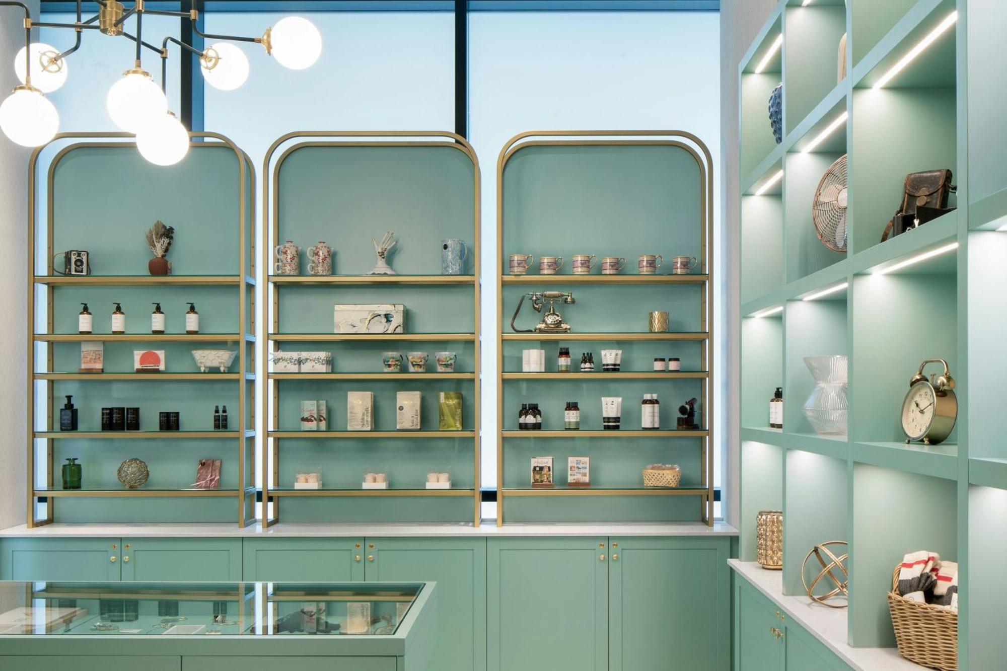Honeyrose Hotel, Montreal, A Tribute Portfolio Hotel Екстериор снимка The Apothecary